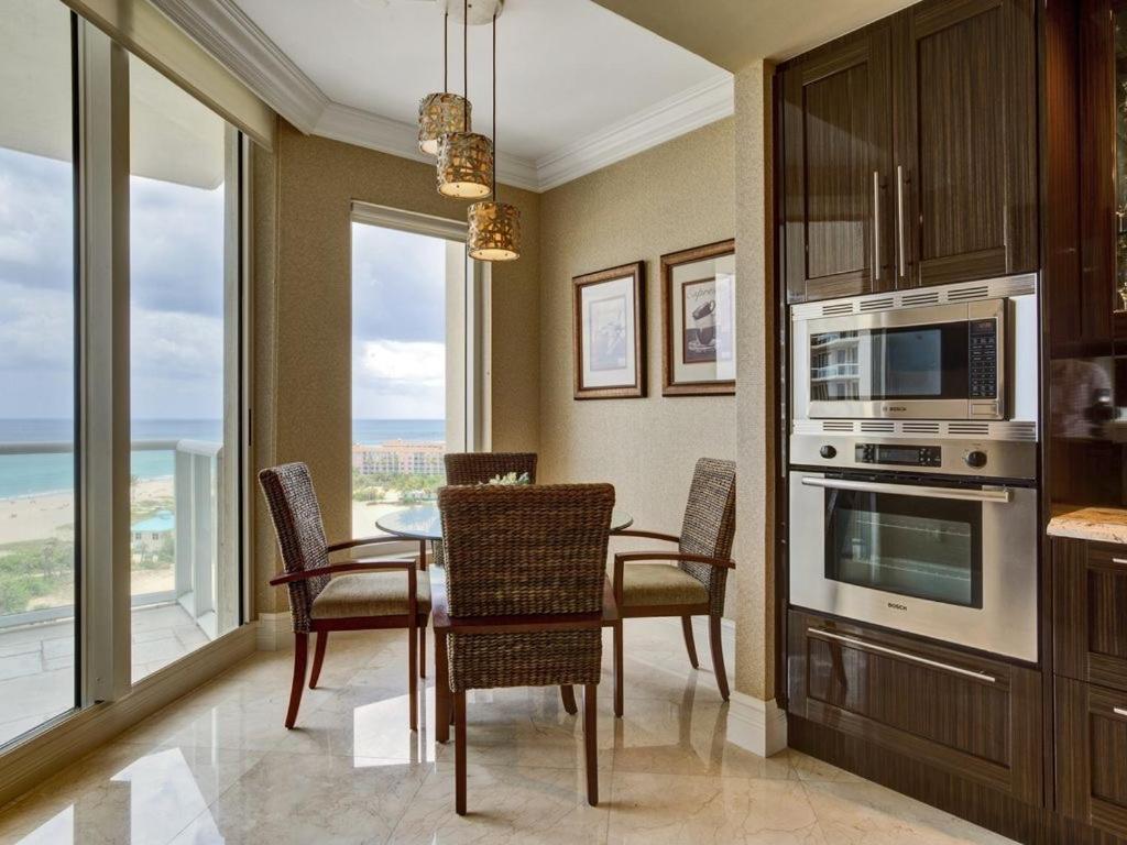 Ritz Carlton Luxurious Residence On Singer Island Ривьера-Бич Экстерьер фото